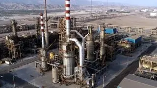 ادعاهای رویایی وزیر نفت؛ تا ۲ سال آینده کل بنزین ایران یورو ۵ می‌شود!