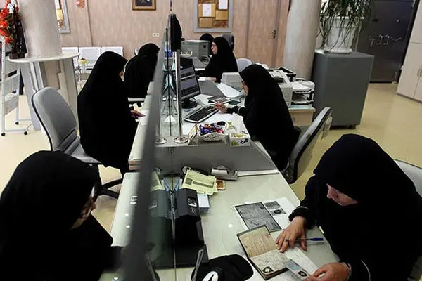 کاهش ساعت کاری ادارات و بانک های استان مرکزی در روز چهارشنبه