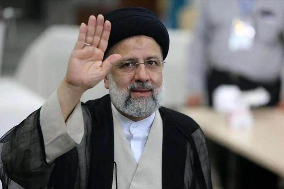 سرپرست روزنامه ایران: رییسی در حوادث آبان ۹۸، برخی احکام اعدام را بدون سر و صدا لغو کرد

