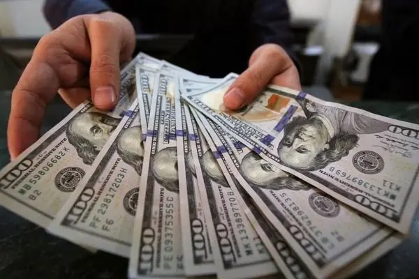 قیمت دلار امروز 12 بهمن 1402 / پوند در آستانه کانال ۷۵ هزار تومانی قرار گرفت