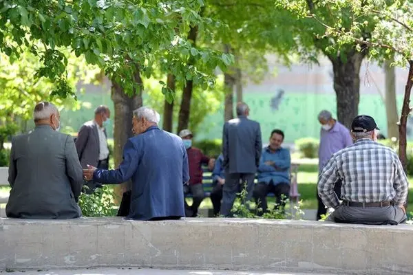 همسان سازی حقوق بازنشستگان زیر دست نمایندگان مجلس/ احکام سابقه بازنشستگی و متناسب سازی حقوق صادر می‌شود؟