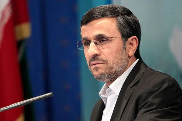 ادعای مشاور سابق احمدی نژاد ؛ او یهودی است!