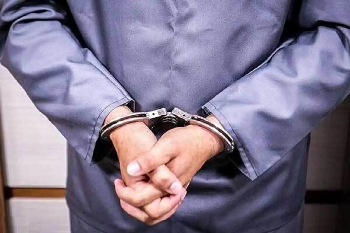 بازداشت سارقی که با پابند الکترونیکی در حال دزدی بود