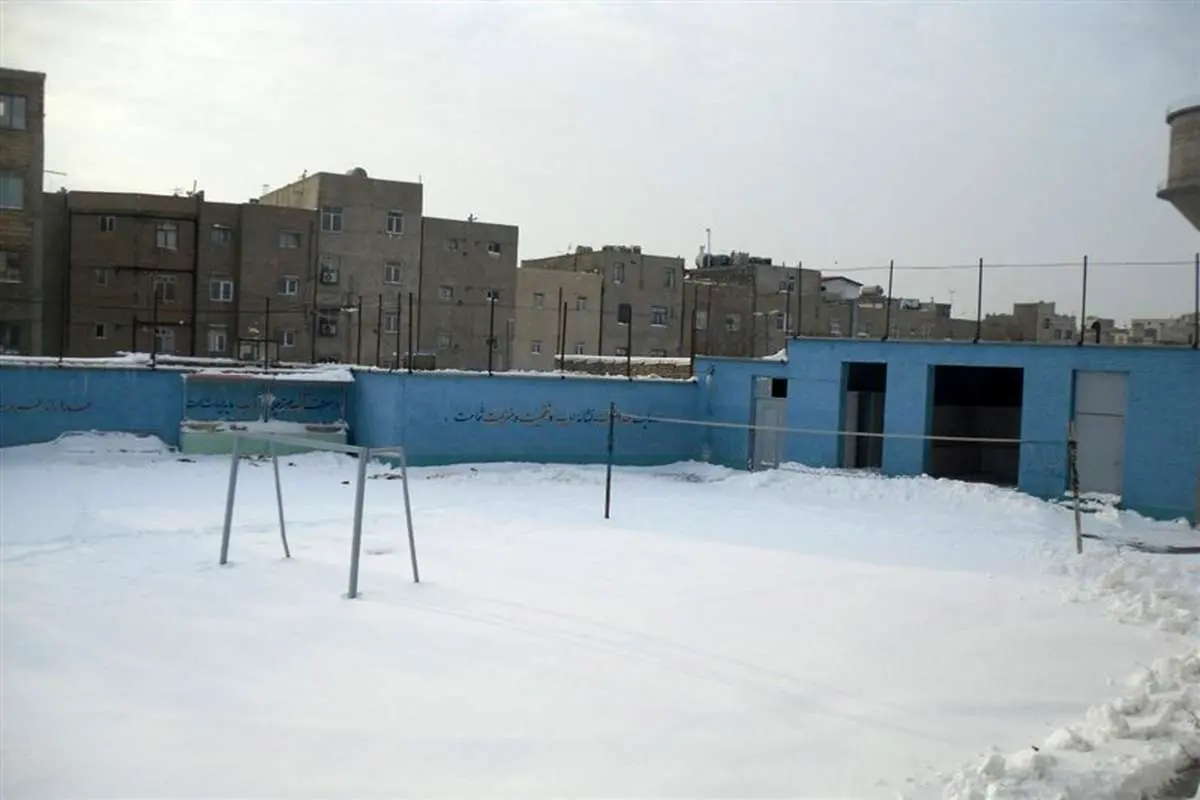 تعطیلی مدارس برخی از مناطق آذربایجان غربی به‌دلیل بارش برف