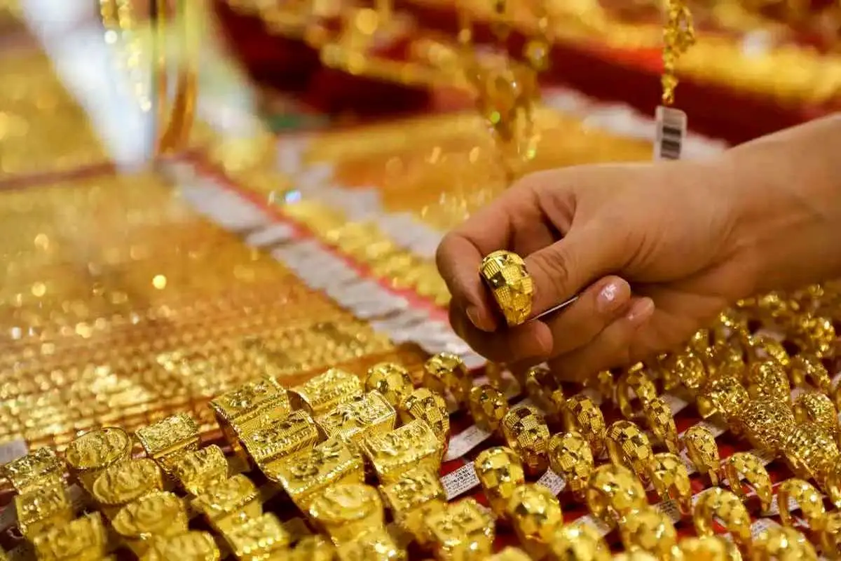 پیش‌ بینی قیمت طلا و سکه 20 خرداد 1403 /  سوخت دلار برای صعود بازار طلا کافی نبود؟