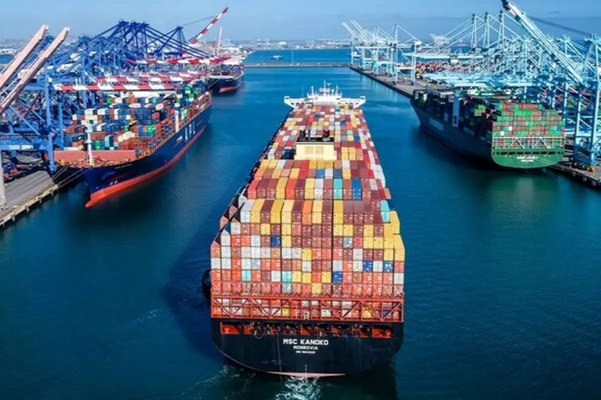 صادرات و واردات ۱۸۰ میلیون تن کالا در گمرکات کشور