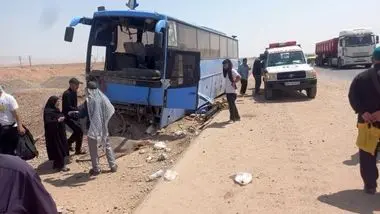 واژگونی مینی بوس کارگران 14 کشته و زخمی بر جای گذاشت