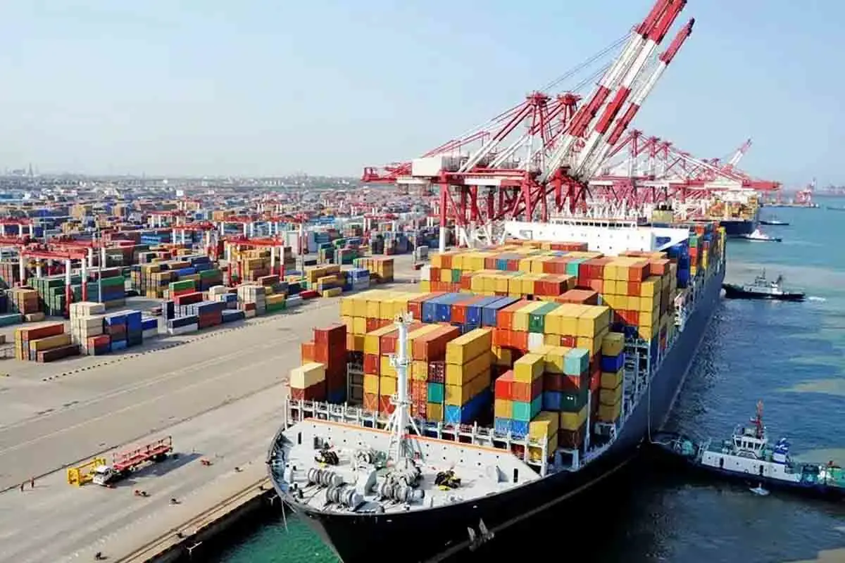 رشد ۲۷ درصدی صادرات کشور در ۸ ماهه نخست امسال + جزئیات