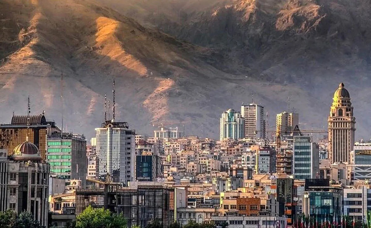 شناسایی الگوی اقتصادی دولت سیزدهم برای توزیع جمعیتی / ظرفیت تهران تکمیل شده است؟