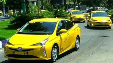 رانندگان تاکسی اینترنتی بیمه می‌شوند!