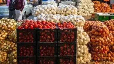 هویج و لوبیاسبز گران شد/ پیاز و گوجه‌فرنگی هم به تازی گران شده است!