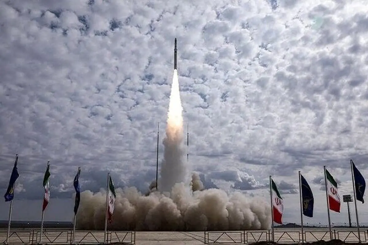 رییس سازمان فضایی: ماهواره پارس ۱ تا دقایقی دیگر به فضا پرتاب می‌شود