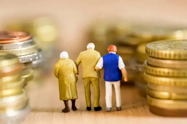 هزینه افزایش سن بازنشستگی از جیب مردم/ تاثیر مصوبه بر بازار کار چیست؟