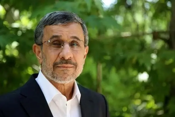 احمدی نژاد بدون مشایی و بقایی برای ریاست‌جمهوری آمد + عکس