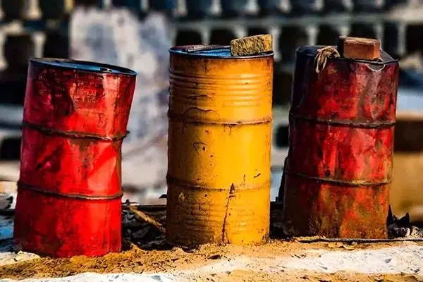 افزایش قیمت نفت در پی حمله به کشتی‌های دریای سرخ