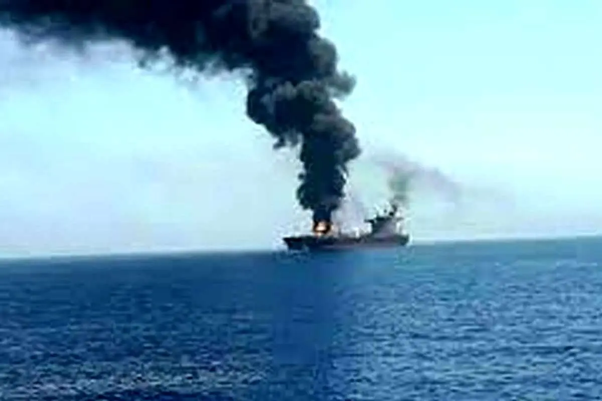 کشتی انگلیسی در خلیج عدن مورد حمله یمنی‌ها قرار گرفت